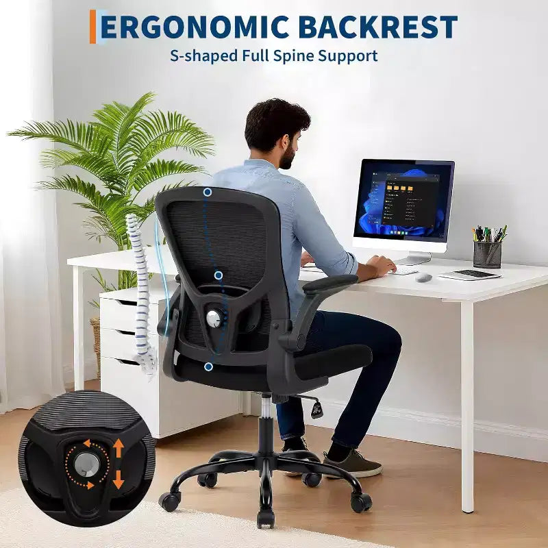 Bürostuhl mit hohem Netzrücken, höhenverstellbar und klappbaren Armlehnen