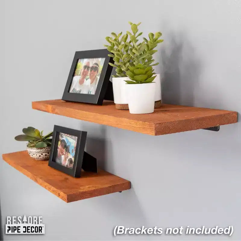 24 in. Regal aus recyceltem Holz für die Wand