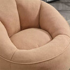 Sitzsack mit Schaumstofffüllung und Fußhocker