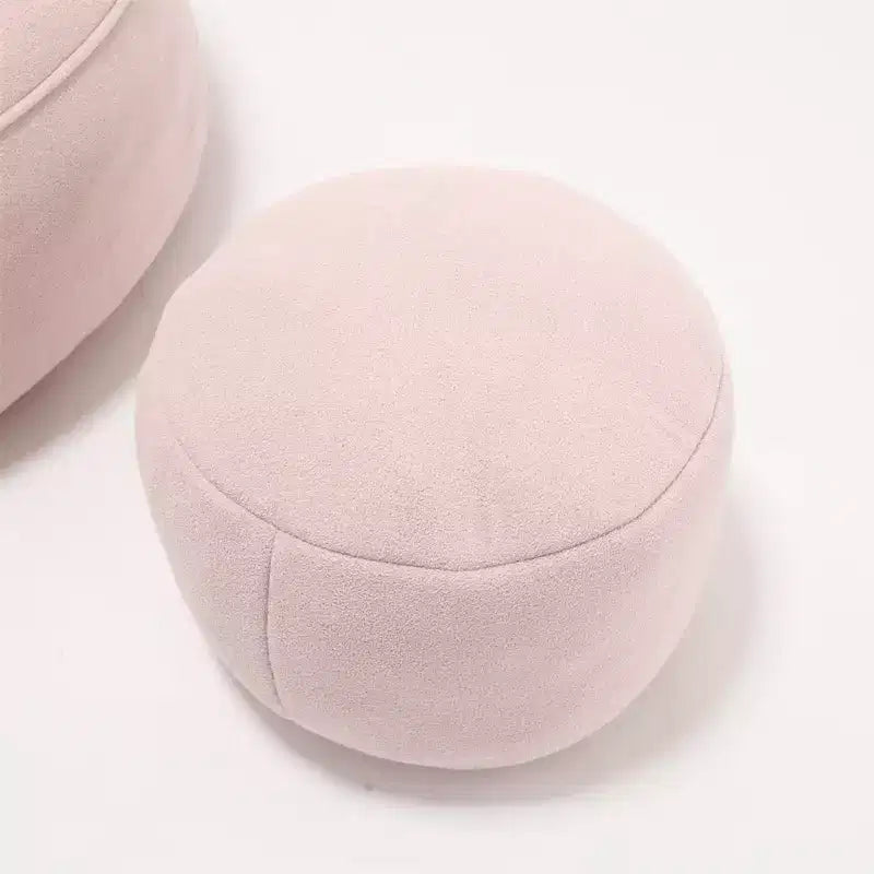 Sitzsack mit Schaumstofffüllung und Fußhocker